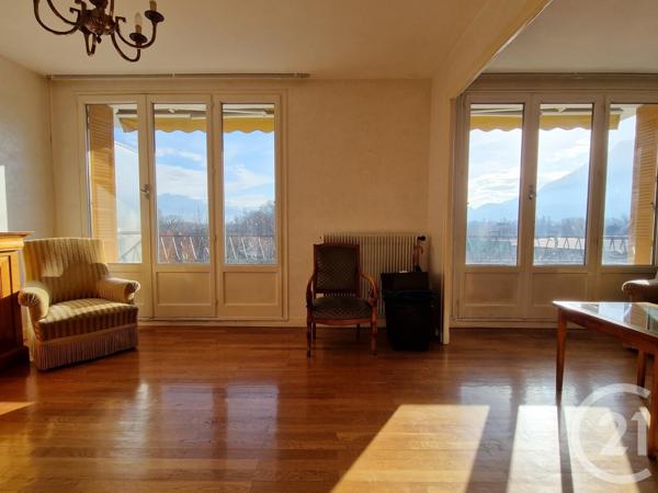 Appartement F4 à vendre  4 pièces - 70,71 m2 ST EGREVE - 38