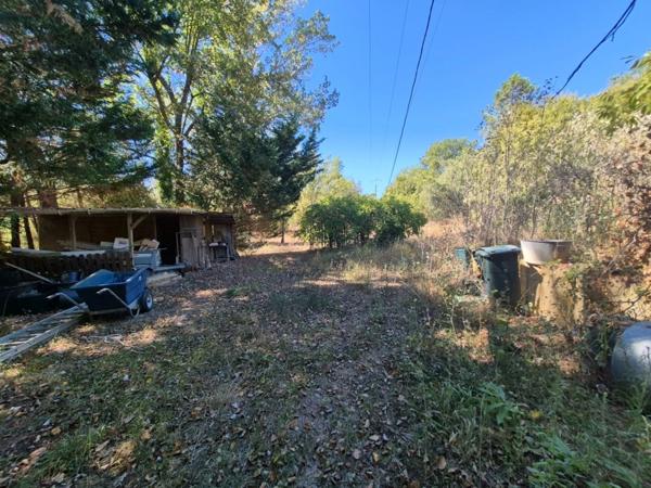 Maison à rénover. 5 pièces BAGNOLS EN FORET (83). 424 000 €