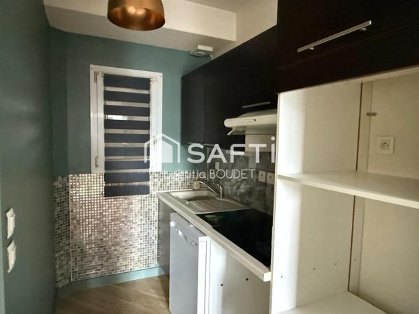 APPARTEMENT 1 CHAMBRE AVEC TERRASSE ET PLACE DE STATIONNEMENT