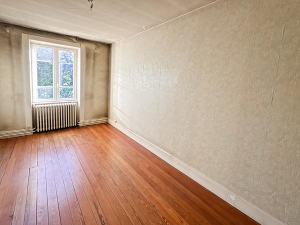 Reyrieux (01600) À Vendre – Appartement en plateau – Reyrieux