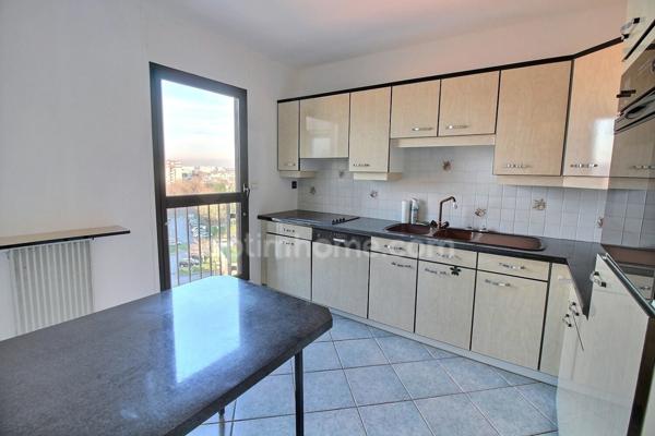 Appartement 4 pièces de 85 m2 avec balcon, cave et parking à vendre à ACHERES (78)