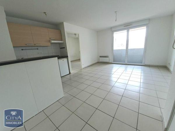 Appartement à louer 2 pièces 40.1m²