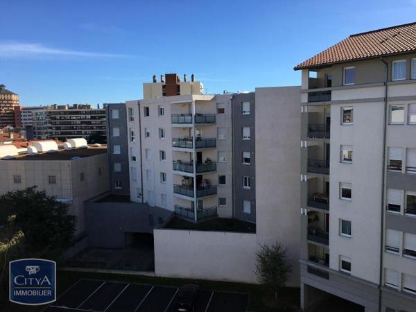 Appartement à louer 2 pièces 40.1m²