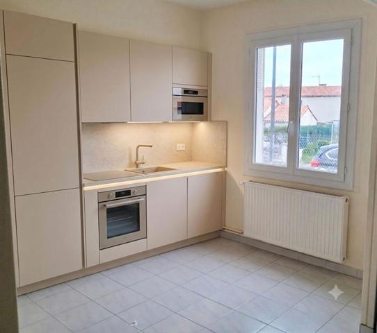Villa T 5 Centre ville Castelandary avec jardin et garage