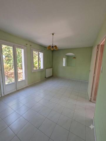 Villa T 5 Centre ville Castelandary avec jardin et garage
