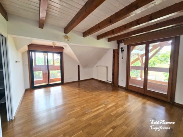 Dpt Vosges (88), à vendre proche de THAON LES VOSGES à Vaxoncourt Chalet, 5 pièces de 160m² sur un terrain de 2860m².