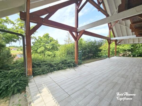 Dpt Vosges (88), à vendre proche de THAON LES VOSGES à Vaxoncourt Chalet, 5 pièces de 160m² sur un terrain de 2860m².