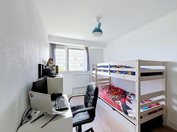 Appartement
         3 pièces
        - 67 m² 169 900 € *