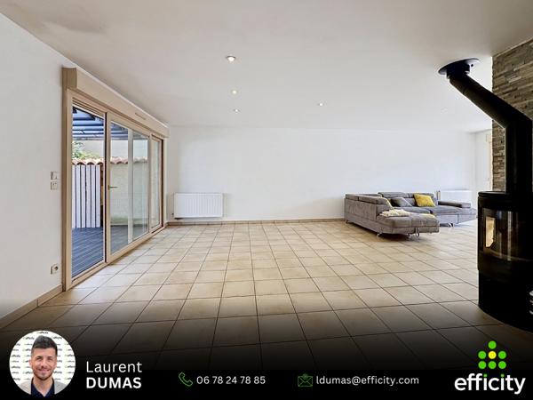 Maison
         5 pièces
        - 143 m² 480 000 € *
