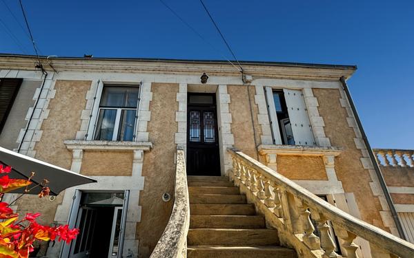 Maison à vendre    7 pièces •  Trélissac