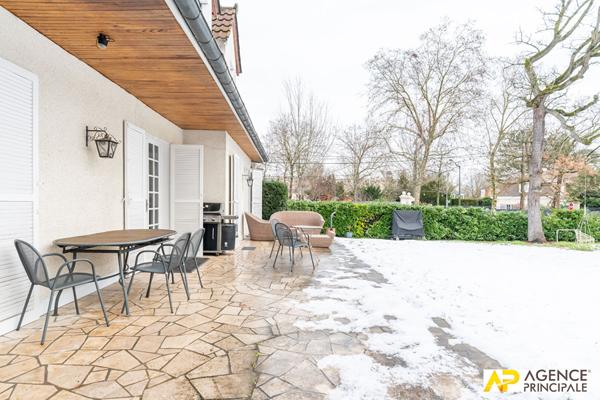 Maison Maisons Laffitte 6 pièce(s) - beau terrain - Parc 1 630 000 € ** - Référence 13148