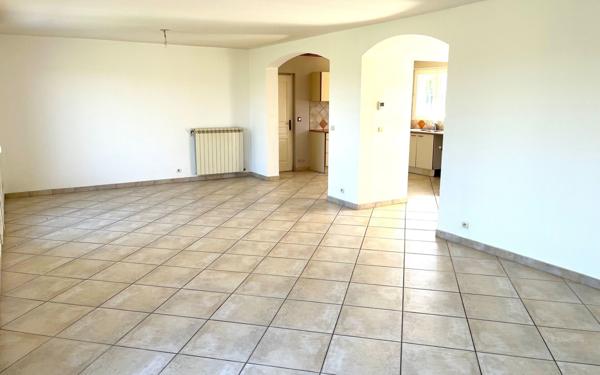 Maison à vendre    5 pièces •  Florensac