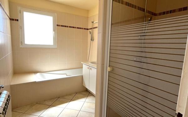 Maison à vendre    5 pièces •  Florensac