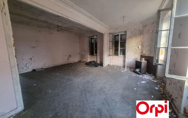 Maison à vendre    5 pièces •  Château-Thierry