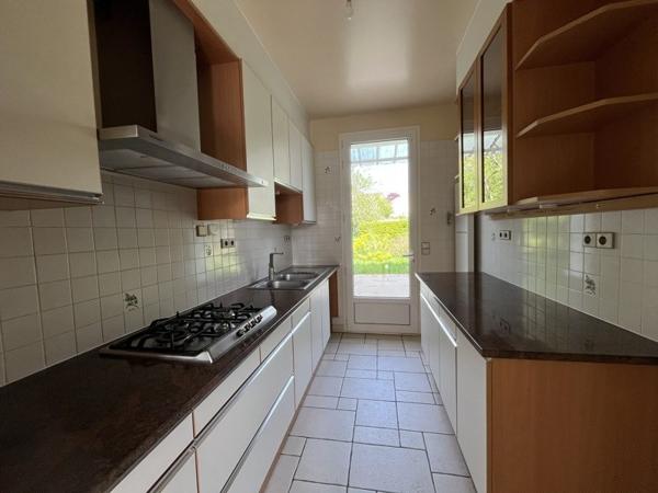 Maison à louer |  Marines |  6 pièces | 187 m²