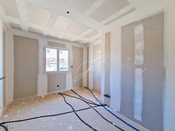 Maiso neuve T3 2 chambre 75 m² garage