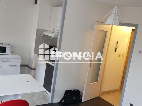 Location Studio meublé 26.23 m² - LES FLEURS Grenoble 38000