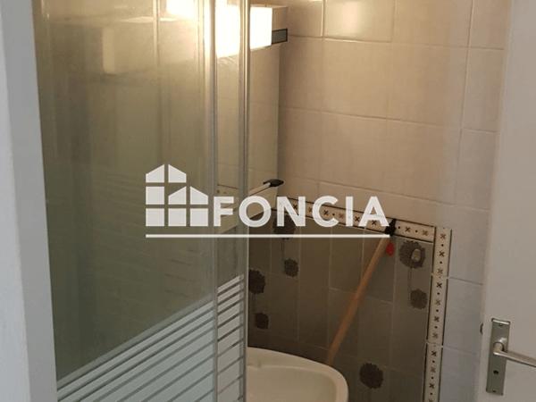 Location Studio meublé 26.23 m² - LES FLEURS Grenoble 38000
