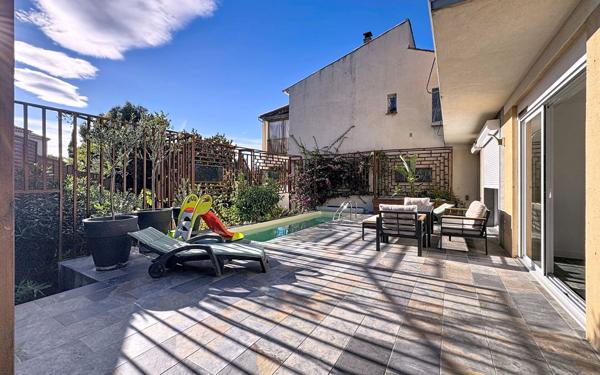 Maison à vendre    4 pièces • 114,95 m2 Saint-Raphaël