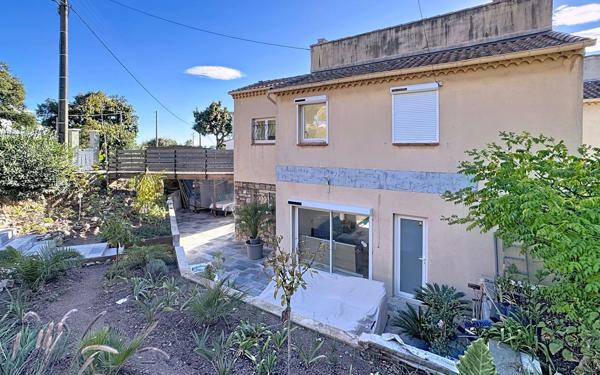 Maison à vendre    4 pièces • 114,95 m2 Saint-Raphaël