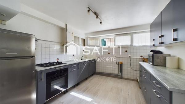 Piscine, tout à pied, 5 chambres