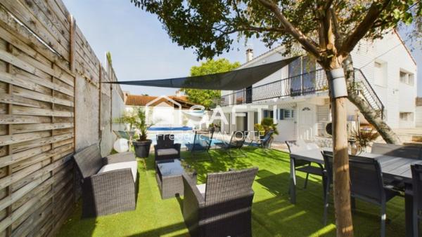 Piscine, tout à pied, 5 chambres