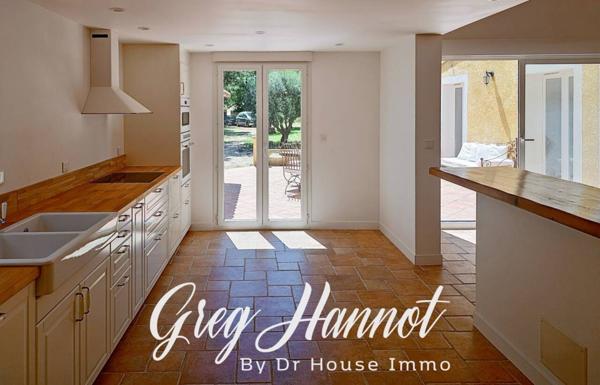 Maison à vendre 5 pièces de 205 m²