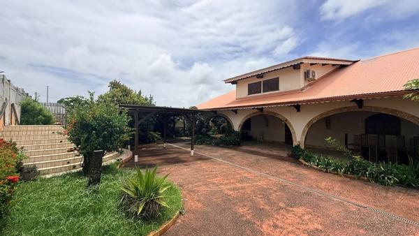 &#xd83c&#xdfe1 Villa 10 pièces avec piscine – Rémire-Montjoly &#xd83c&#xdf34 - World Invest Patrimoine