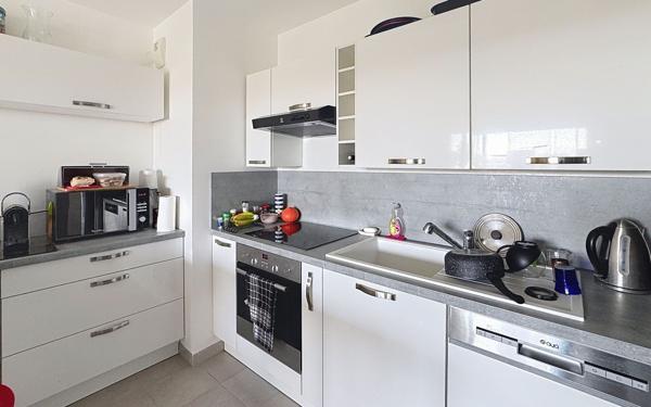 Appartement à vendre    3 pièces • 58,22 m2 Roquebrune-sur-Argens