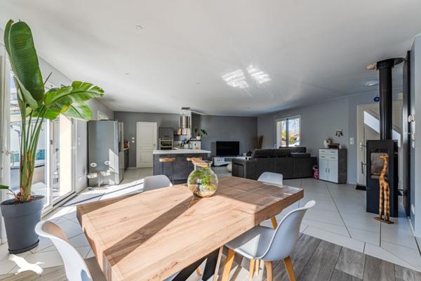Maison à vendre |                                       Biganos |                                        4 pièces  |  107 m²
