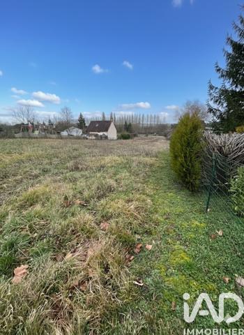 Terrain à vendre 1 321 m² Saint-Aubin-sur-Yonne