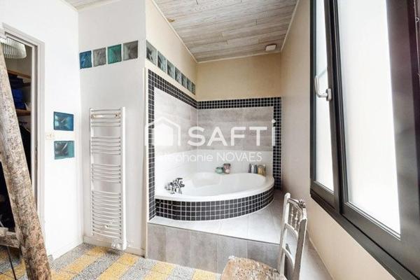 Superbe maison atypique T5 avec piscine, aux volumes généreux située dans un quartier prisé de Béziers
