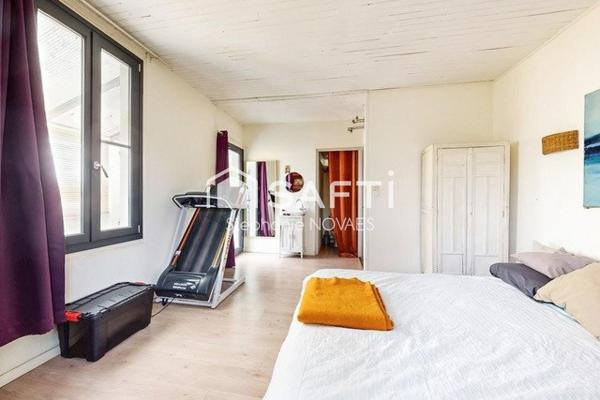 Superbe maison atypique T5 avec piscine, aux volumes généreux située dans un quartier prisé de Béziers
