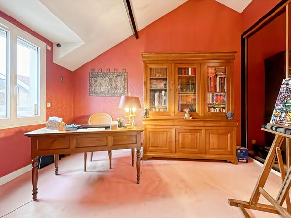 Maison 5 chambres Jouy Le Moutier 134 m2