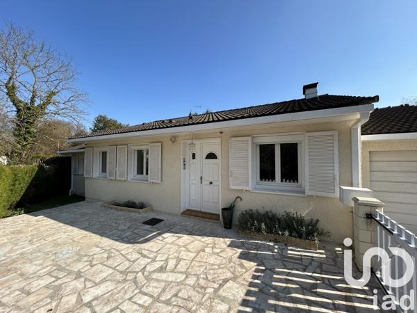 Maison 5 pièces de 110 m² à Forges-les-Bains (91470)