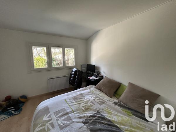 Maison 5 pièces de 110 m² à Forges-les-Bains (91470)