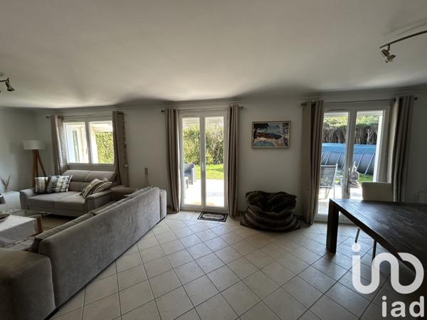Maison 5 pièces de 110 m² à Forges-les-Bains (91470)