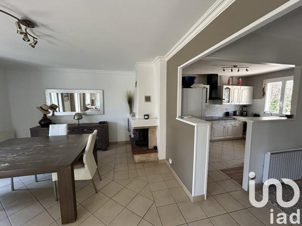 Maison 5 pièces de 110 m² à Forges-les-Bains (91470)