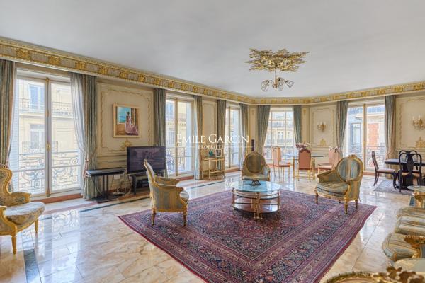 A vendre - Appartement - Paris 75008 - Triangle d'or