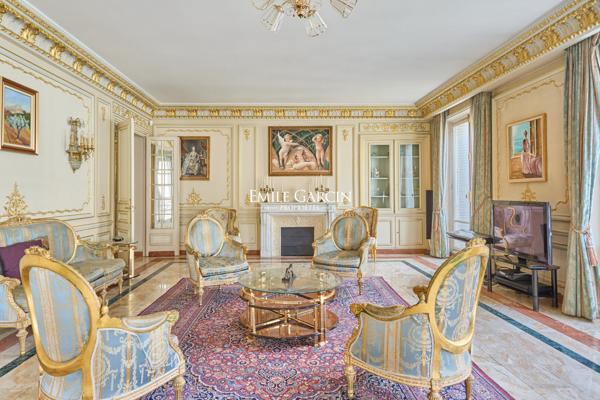 A vendre - Appartement - Paris 75008 - Triangle d'or