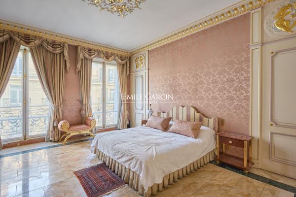 A vendre - Appartement - Paris 75008 - Triangle d'or