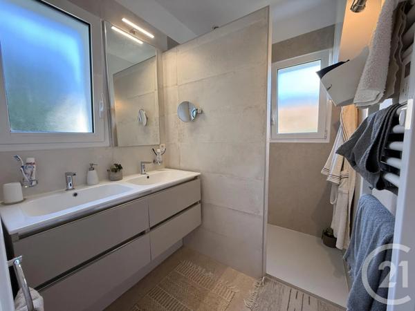 Maison à vendre  6 pièces - 158 m 2   ST JEAN DE LUZ  - 64
