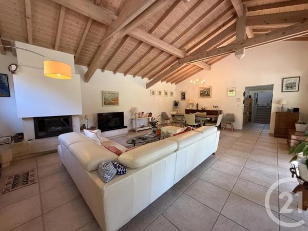 Maison à vendre  6 pièces - 158 m 2   ST JEAN DE LUZ  - 64
