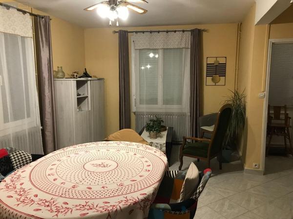 Maison de ville à vendre à Le Mans dans la Sarthe (72000), ref : 079/2007   
villaret