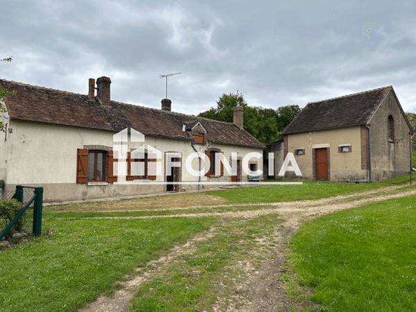 Location Maison 2 pièces 62.25 m² - 20 RUE MONTGRILLON La Selle En Hermoy 45210