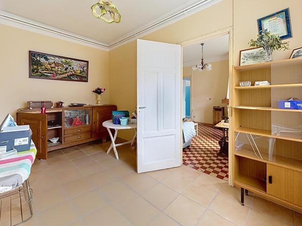 MAISON 3 CHAMBRES AVEC GARAGE, ATELIER ET JARDIN – BRAM