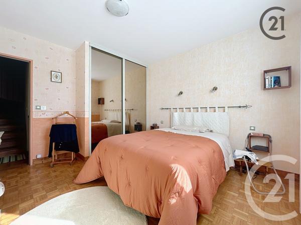 Maison à vendre  5 pièces - 135,58 m2 ST GERMAIN LAVAL - 77