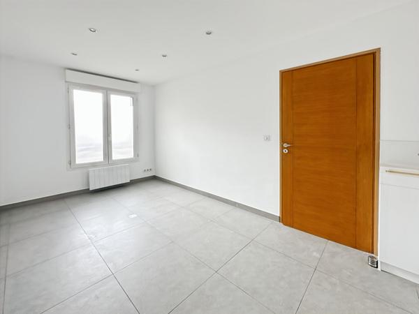 Local d'activité Guyancourt 2 pièce(s) 46 m2