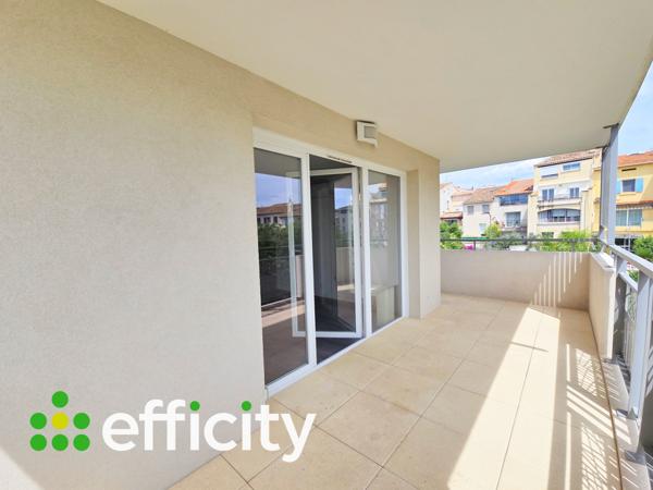 Appartement
         2 pièces
        - 40 m² 168 000 € *