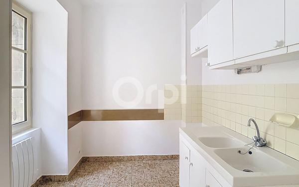 Appartement à louer    2 pièces •  Terrasson-Lavilledieu